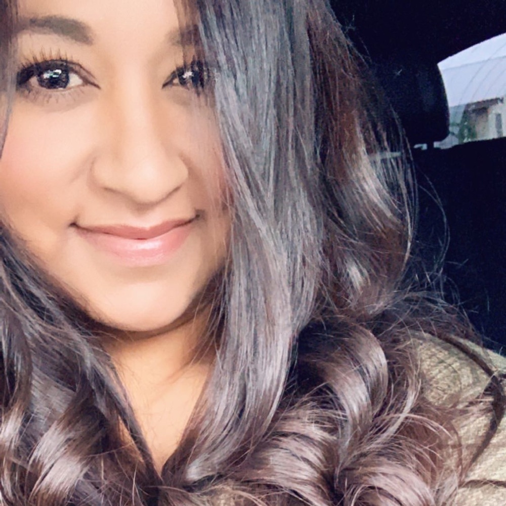 Meet your Posher, Lucila